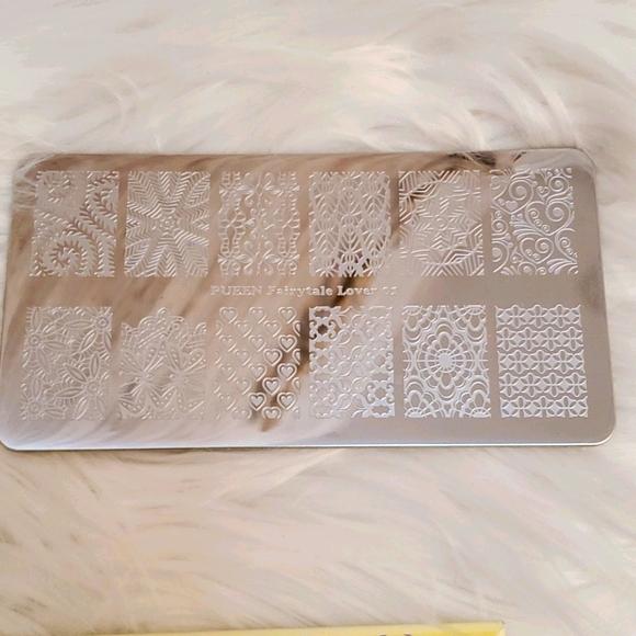 Pueen Cosmetics - Picture 7 of 8